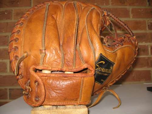 Wes Westrum Sonnett AS Back